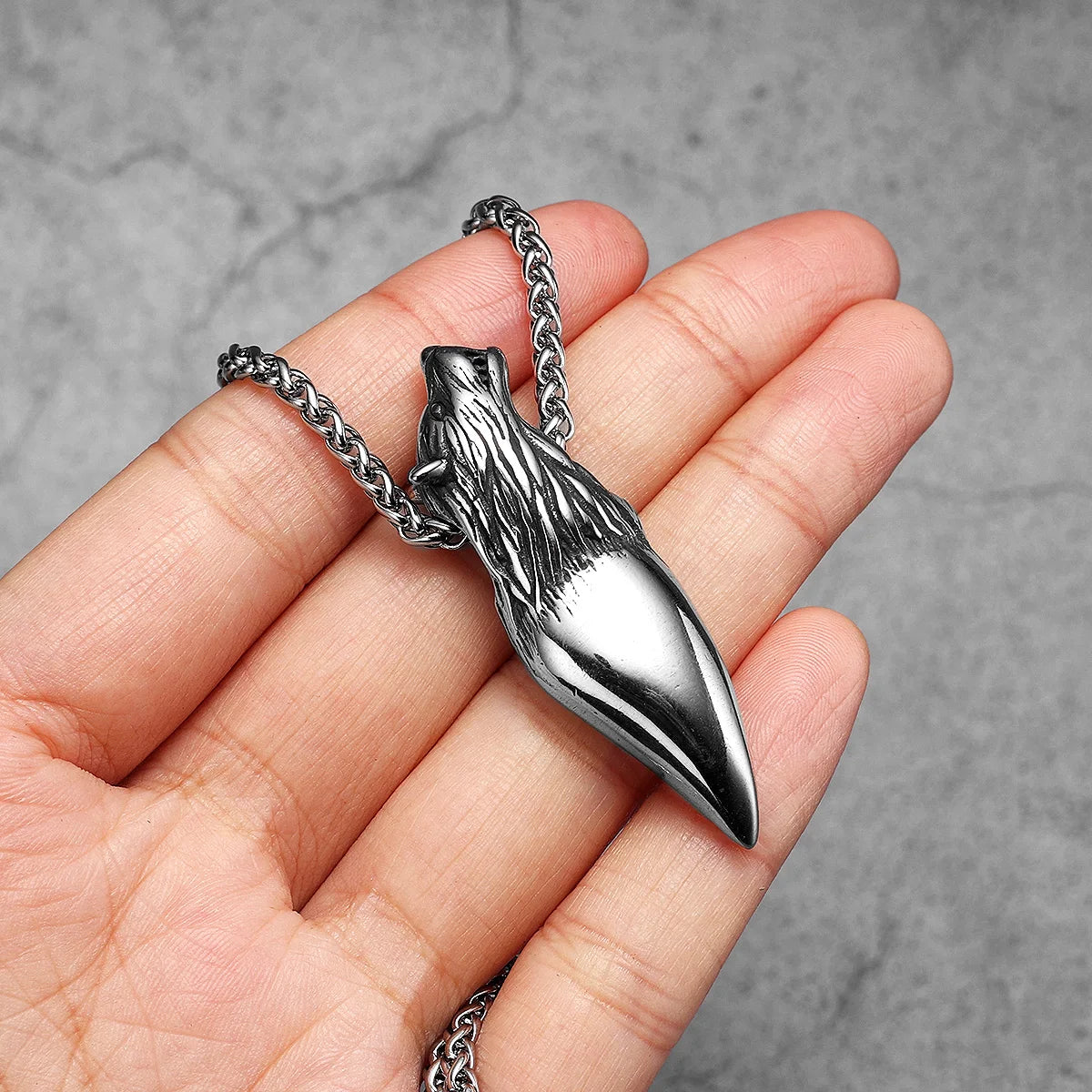 Simple Wolf Tooth Men Necklaces With Pendant Stainless Steel Jewelry For Male Women Punk Hip Hop Accessories Gifts Wholesale