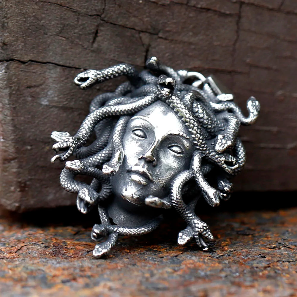 2023 New 316L Stainless Steel Men's Medusa Pendant Necklace Vintage Snake Animal Accessories Party Gift free shipping