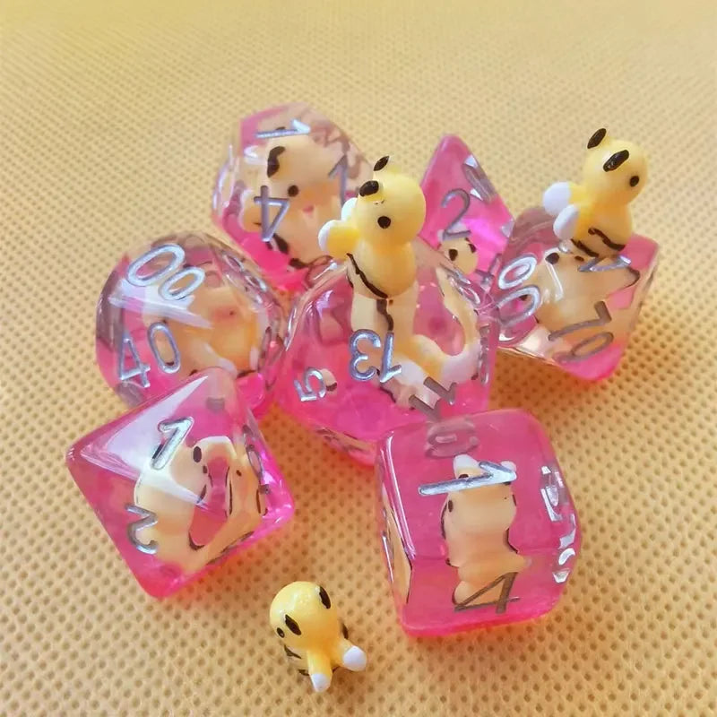 New DND Upscale 7Pcs Resin Dice Set Polyhedral Inline Animal D4 D6 D8 D10 D12 D20 Dices for RPG Board Game and Tabletop Games Honeybee