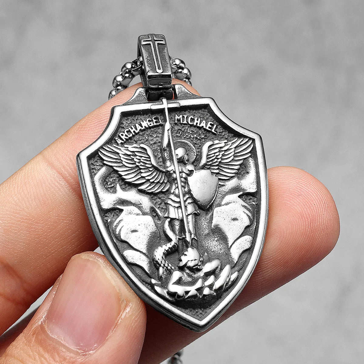 Archangel St.Michael Shield Amulet Stainless Steel Men Necklaces Pendant Chain Punk For Women Fashion Jewelry Gifts Wholesale