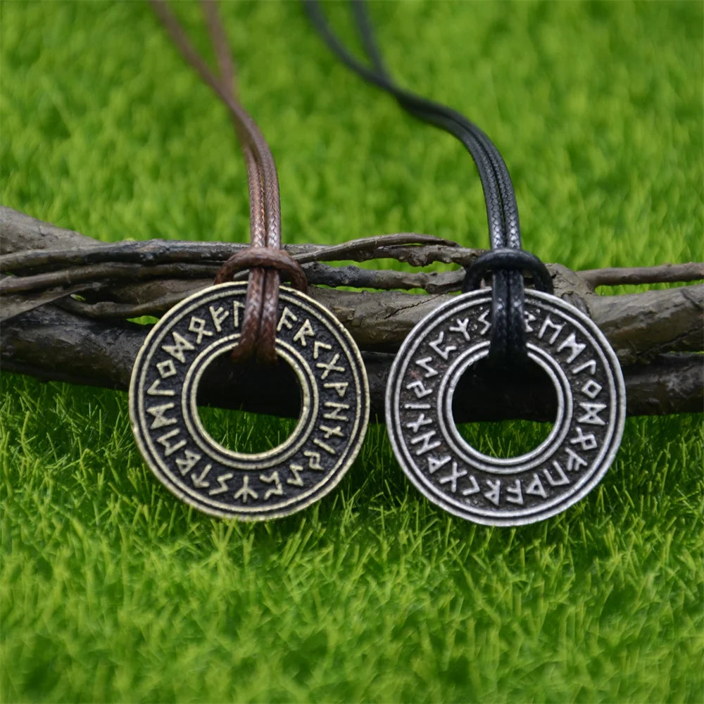 Nostalgia Viking Runes Jewelry Runic Amulet Circle Pendant Necklace Women Men Vegvisir Compass Nordic Talisman Pagan Jewerly