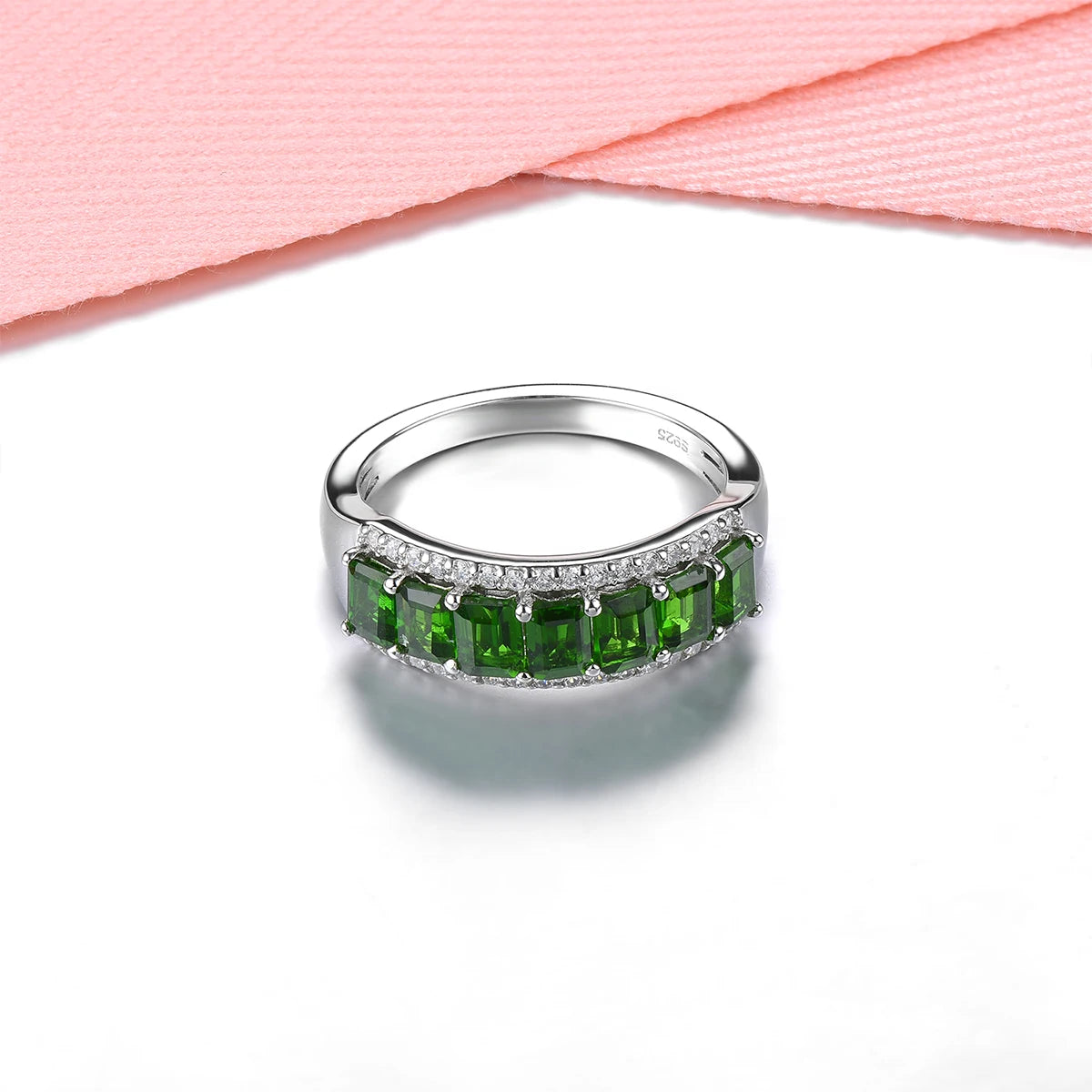 Natural Chrome Diopside Sterling Silver Rings 1.6 Carats Vivid Green Gemstone Women Elegant Style New Year Gifts Top Quality