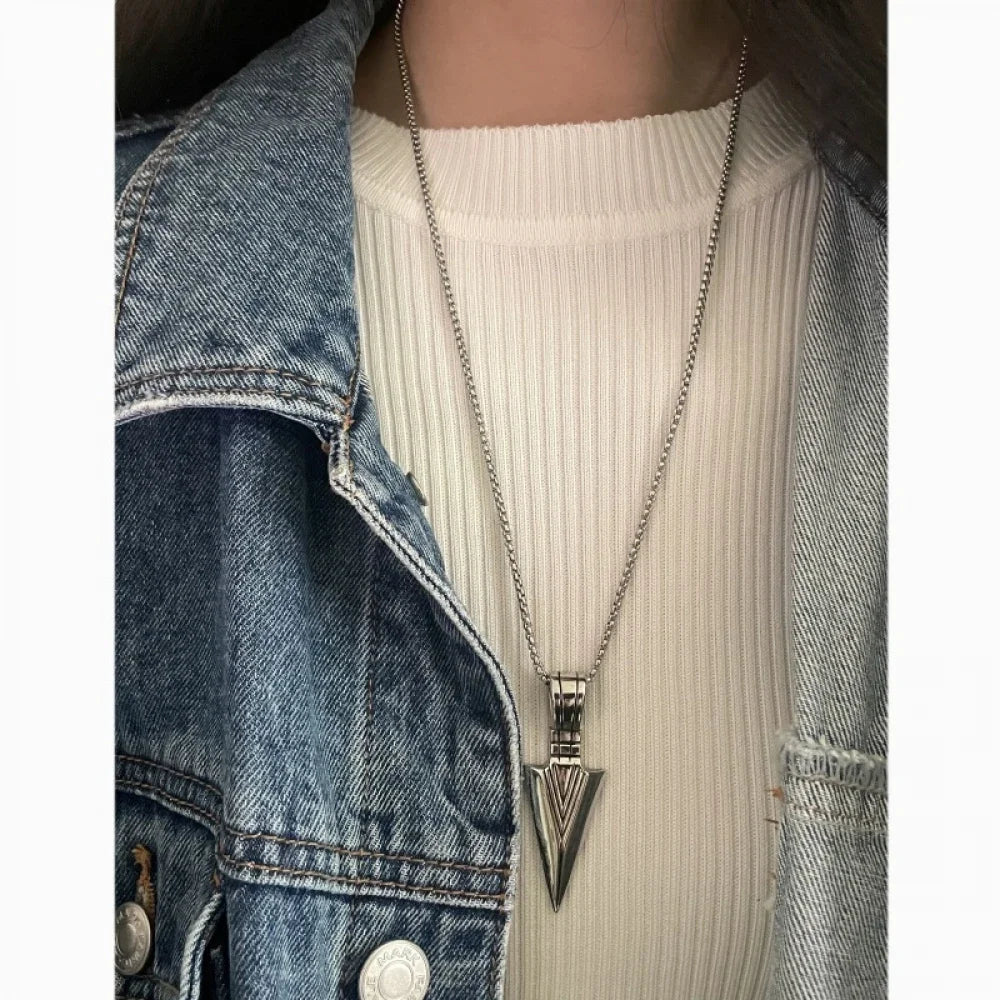 New Exquisite Fashionable Retro Spearhead Arrow Pendant Necklace For Personalized Men'S And Women'S Jewelry Accessories Gifts