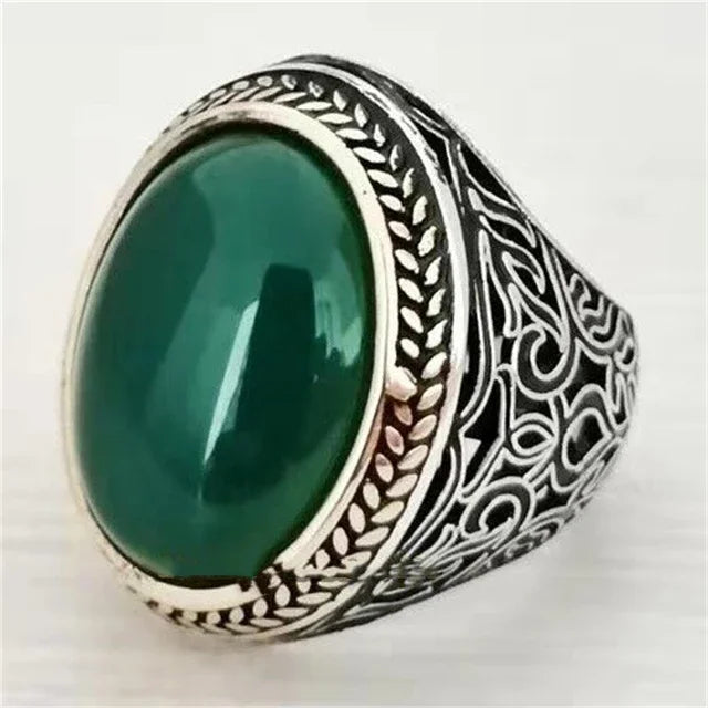 Inlaid Emerald Men's Luxury Ring Personality Retro Domineering Gem Sapphire Ring To Attend The Banquet Party Business Jewelry TJZ22051XS