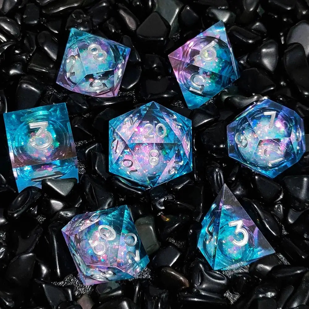 7Pcs/Set Liquid Flow Core Polyhedral Dice For RPG D4 D6 D8 D10 D12 D20 Sharp Edge D+D Dice For DND Pathfinder Role Playing Games B - pink blue