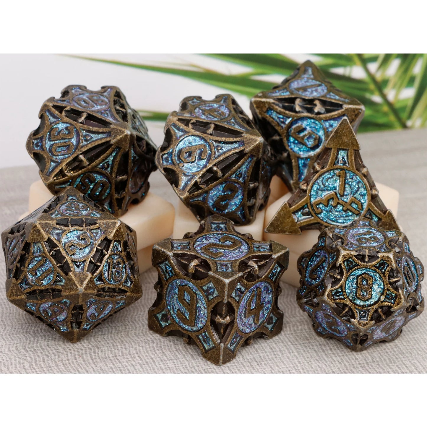 Polyhedral Metal Dice Set DND for RPG D & D Explorers Board Game etc Exquisite Dungeon and Dragon D20 D12,0 D10,0 D8 D6 D4 Q-01