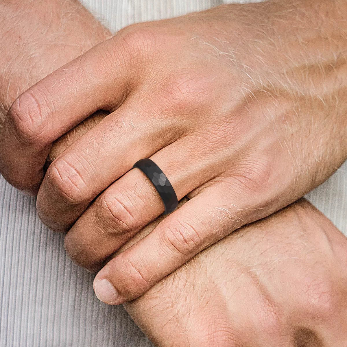 Fashion Hammered Multi-faceted Titanium Rings For Men Women Black Brushed Stainless Steel Couple Ring Wedding Engagement Jewelry