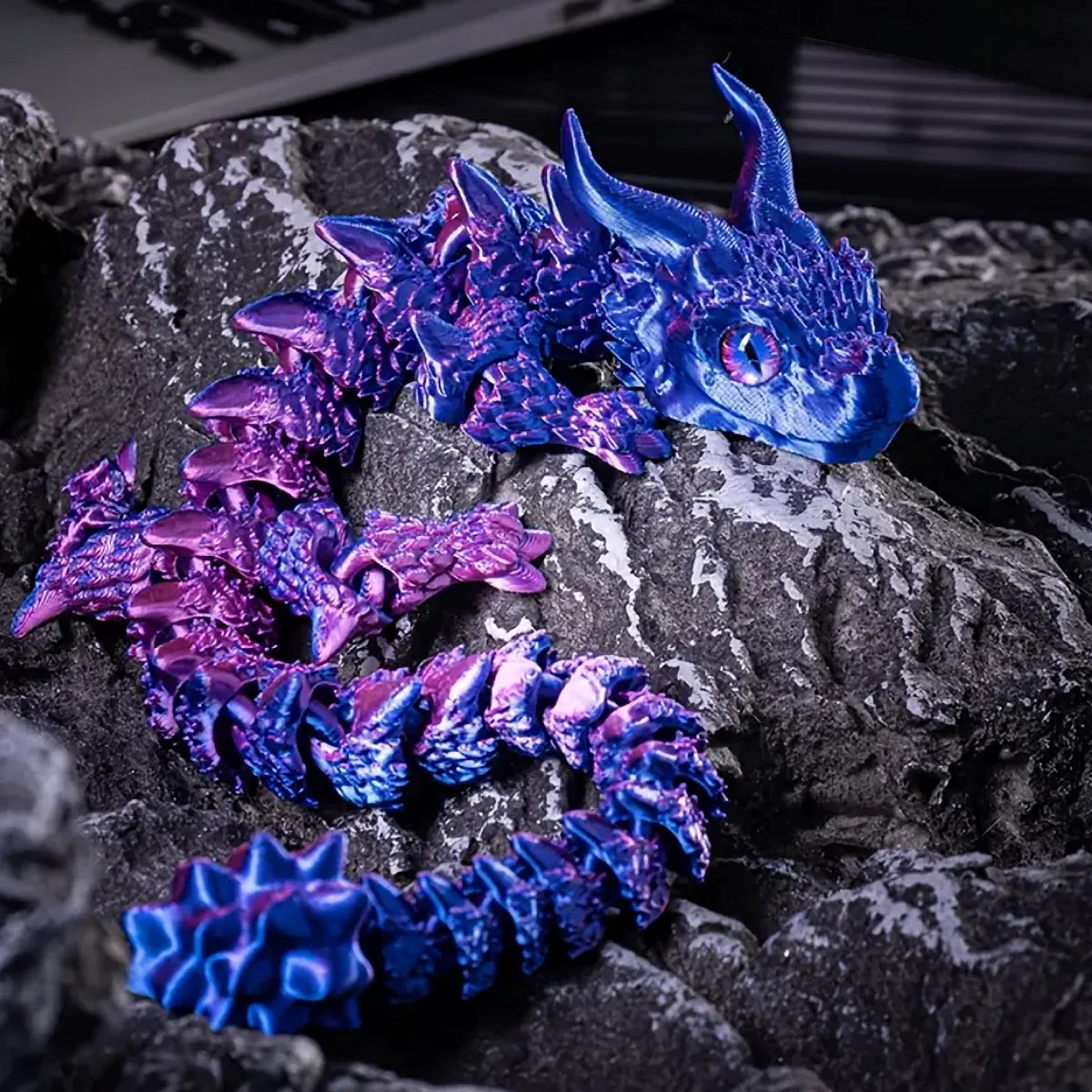 1pc Charming 3D Printed Double-Horned Dragon Figurine with Random Eyes - Ideal for Car Ornament, Home & Car Decor, Living Room