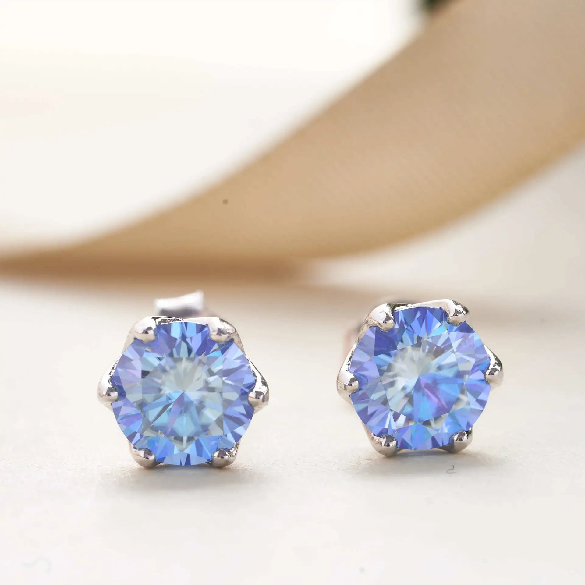 0.5/1 carat Royal blue Moissanite Studs Earrings for Men Women S925 Silver Platinum Plated Bride Wedding Diamond Studs GRA