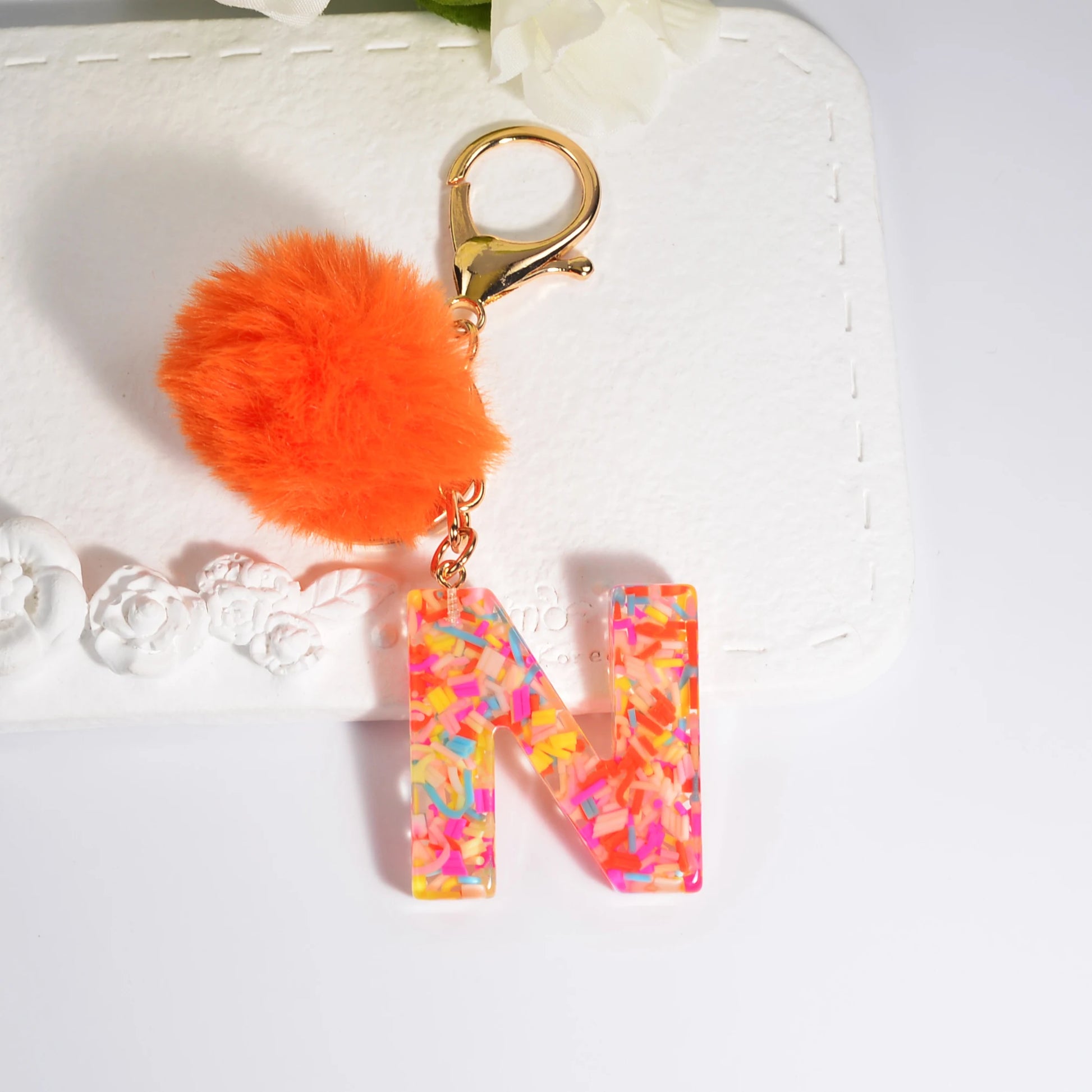 New Orange Stripe Filled Initial Letter Keychain With Orange Pom-Pom Women Girls Sweet Bag Purse Charm A-Z 26 Letters Pendant SKC-Y05-N CHINA