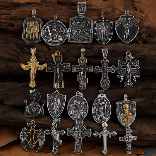 Stainless Steel Hip Hop Fashion Religious Cross Necklace Various Men and Women Jesus Believers Pendant Necklace Wholesale
