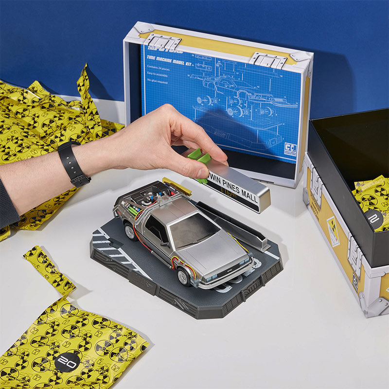 Back to the Future: Time Machine Model Kit