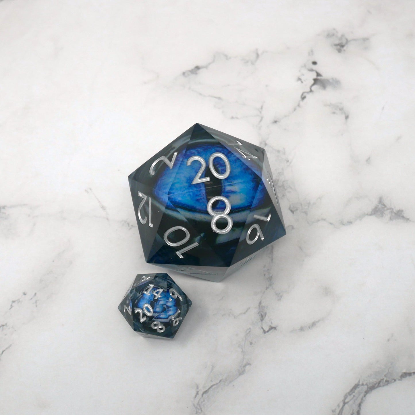 Blue Slaadi's Eye - Giant D20 Moving Eye DnD Dice | Acrylic RPG Gaming Dice